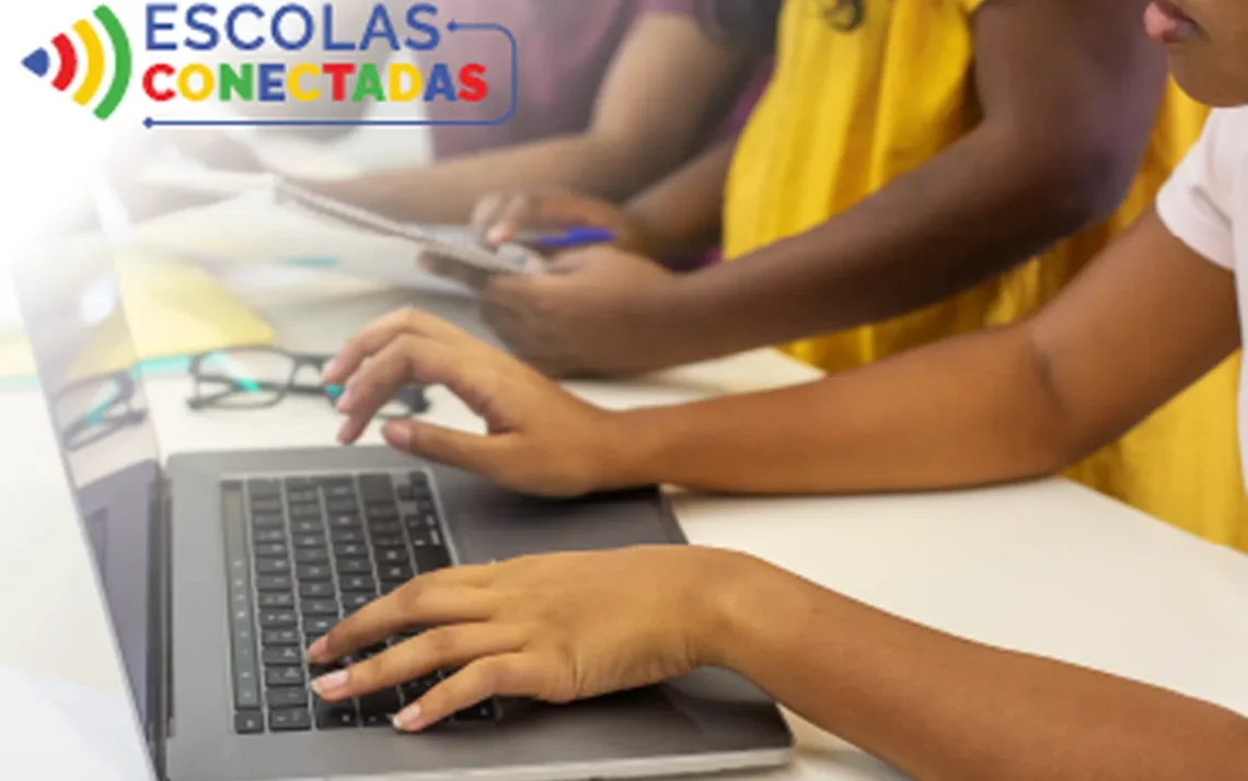 Ensino Digital, Aprendizagem Digital, Educação Tecnológica, Educação Midiática Tradicional;