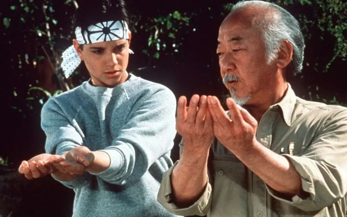 série, de ação, popular, series, íconicos, personagens, Miyagi-Do, dojo, legado, flashbacks, segredos, versão, mais jovem;