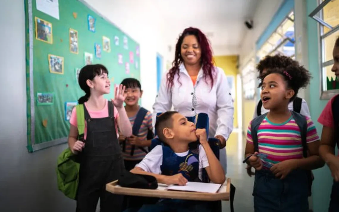 Ensino, Aprendizado, Instrução;