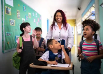 Ensino, Aprendizado, Instrução;