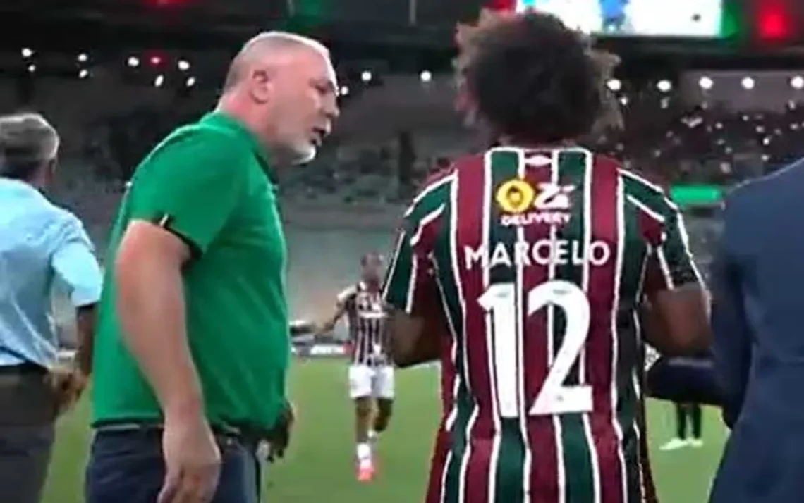 Tricolor, lateral, Fluminense, jogador;