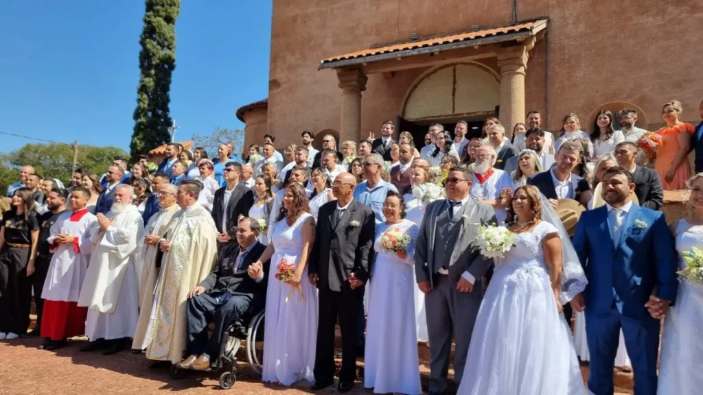 Brazil Community Wedding Unites 43 Couples at Capital Sanctuary