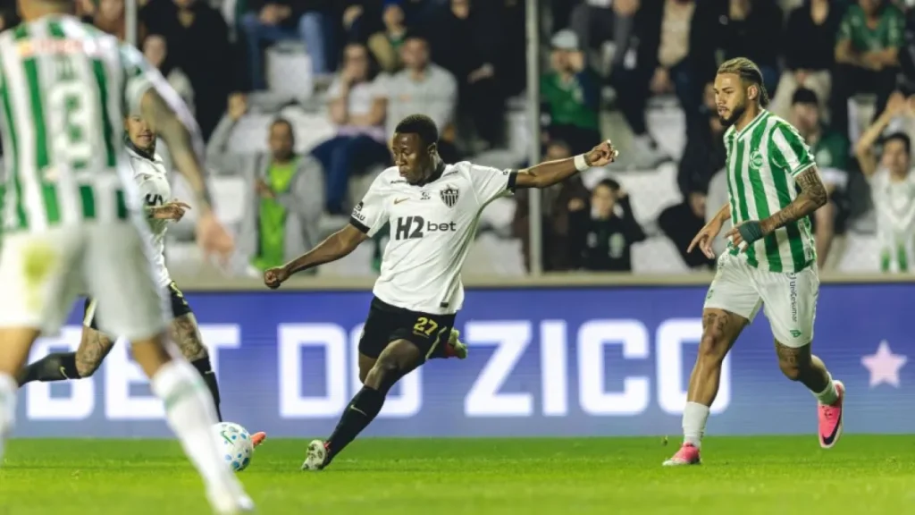 Brazil advances to Copa do Brasil quarters with late Atletico-MG goal