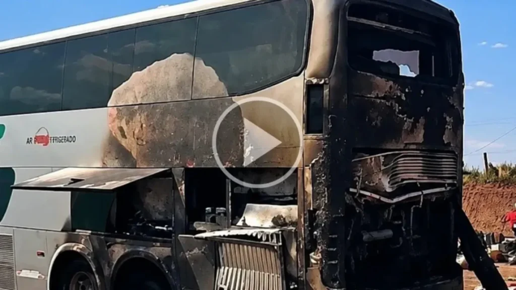 Brazil Bus Catches Fire During Trip on BR-163 in Jaraguari